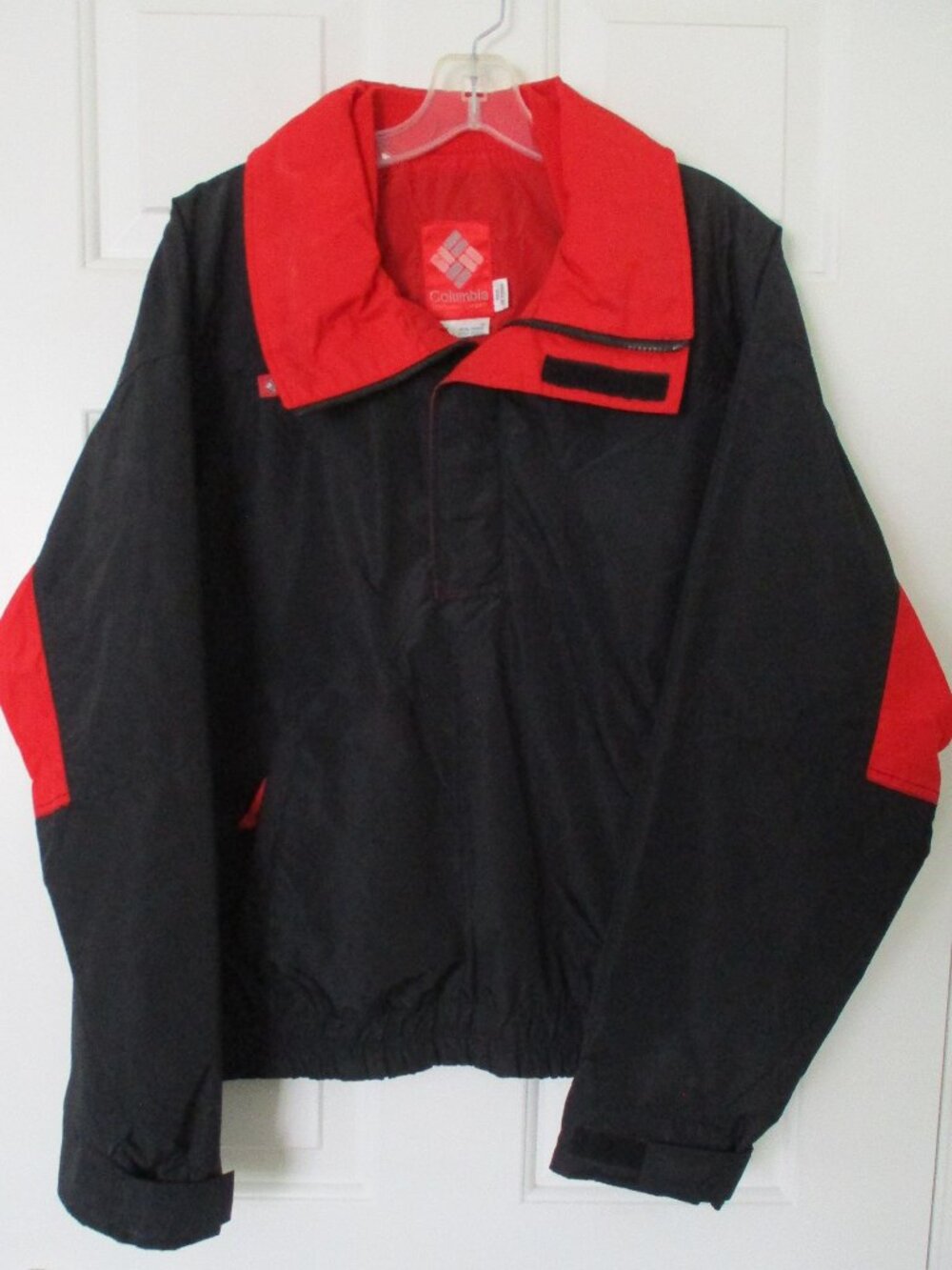 Columbia Mens L/S Black & Red Nylon 1/2 Zip Windbreaker Shorty Jacket - Medium